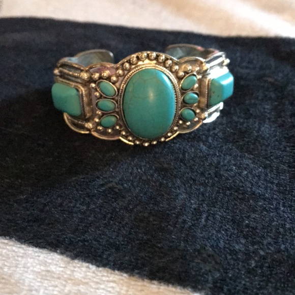 Turquoise set - Picture 3 of 6